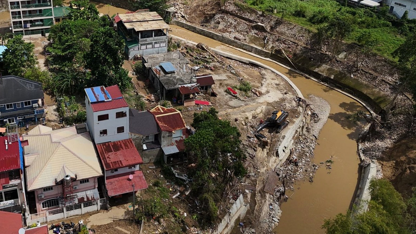 Philippines evacuates 100,000 residents as Super Typhoon Fung-wong threatens torrential rains, destructive winds