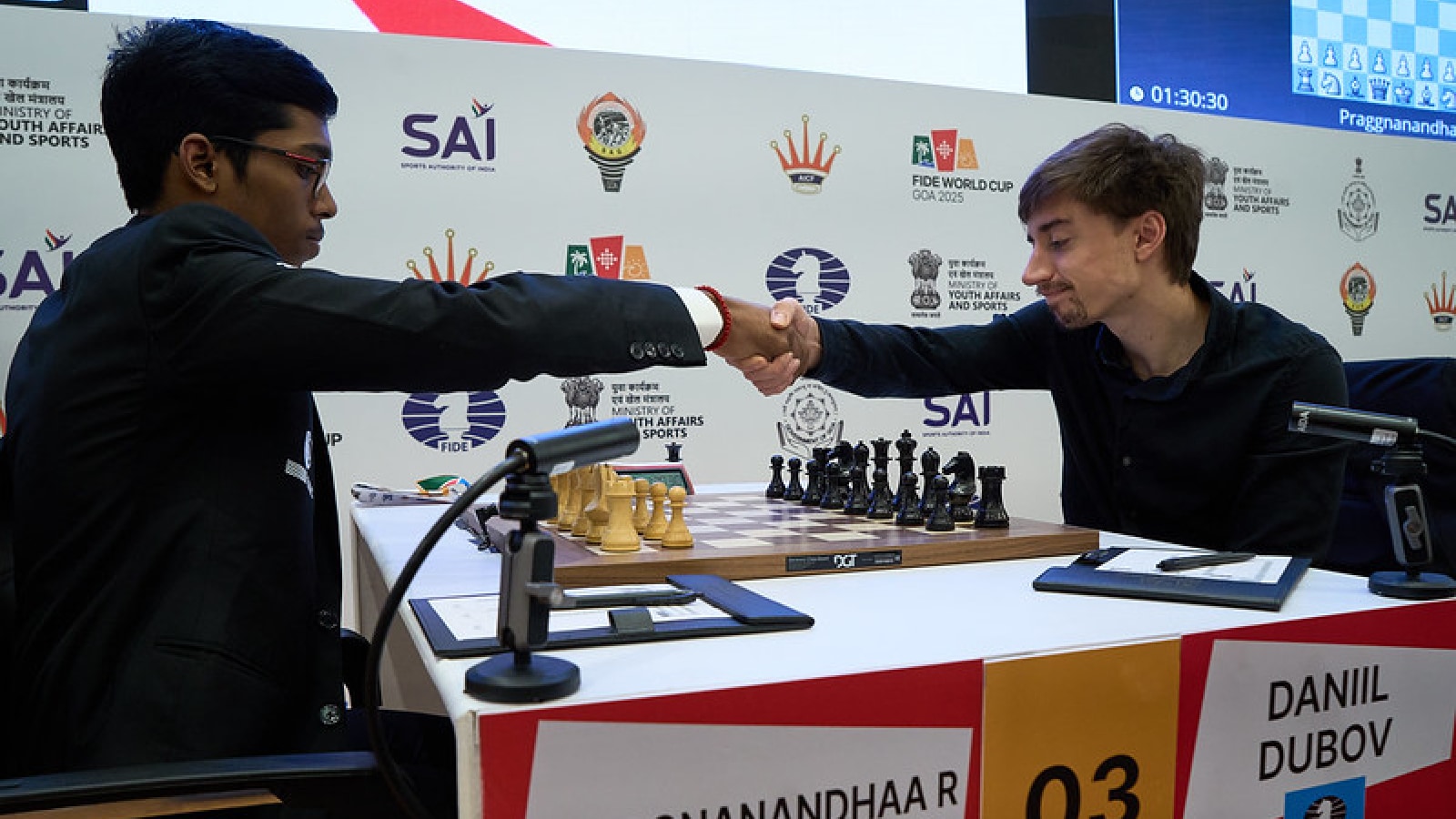 Praggnanandhaa escapes with a draw against Daniil Dubov on a day of stalemates
