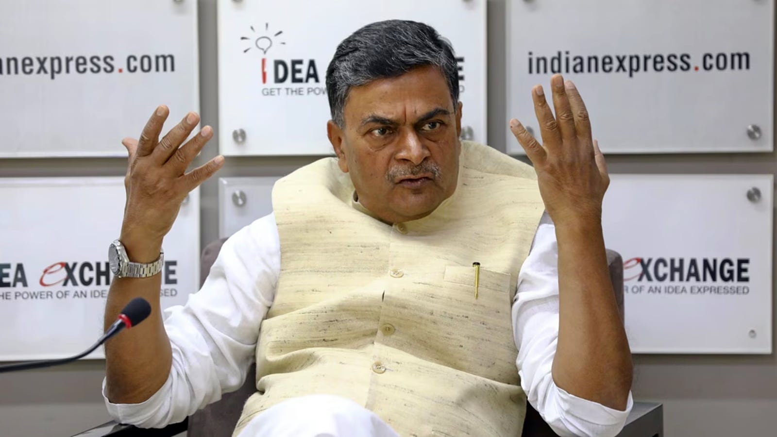 Hours after suspension, former Union Minister RK Singh quits BJP