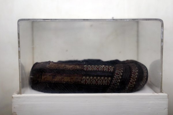 Bankim Chandra Chattopadhyay’s iconic turban at the Bankim Bhavan Gaveshana Kendra Museum in Kantalpara in North 24 Paraganas. (Express photo: Partha Paul)