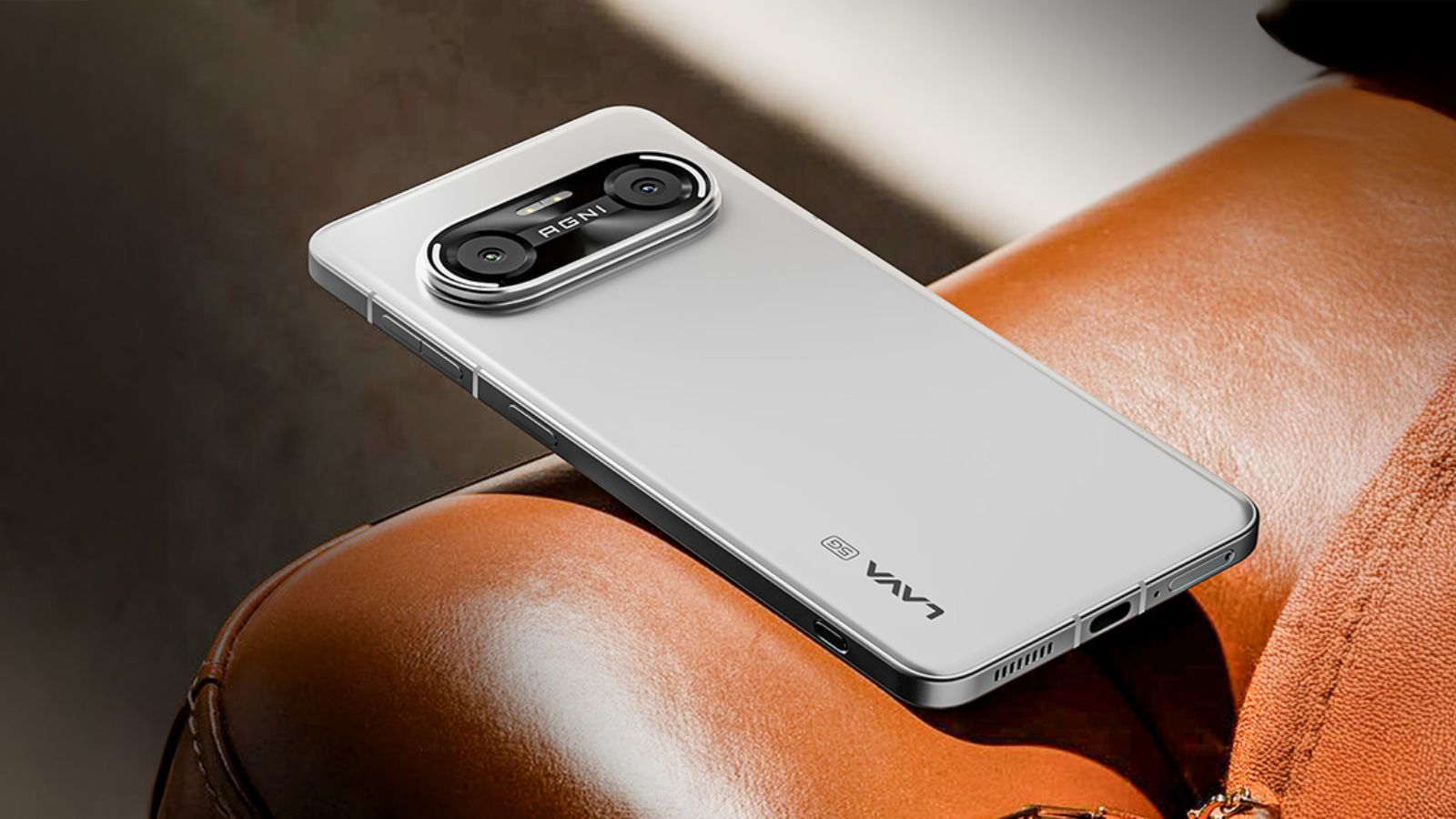 The AGNI 4 introduces Vayu AI, a new intelligent companion that enhances human-AI interaction on the home screen