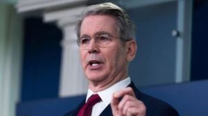 Scott Bessent US visa