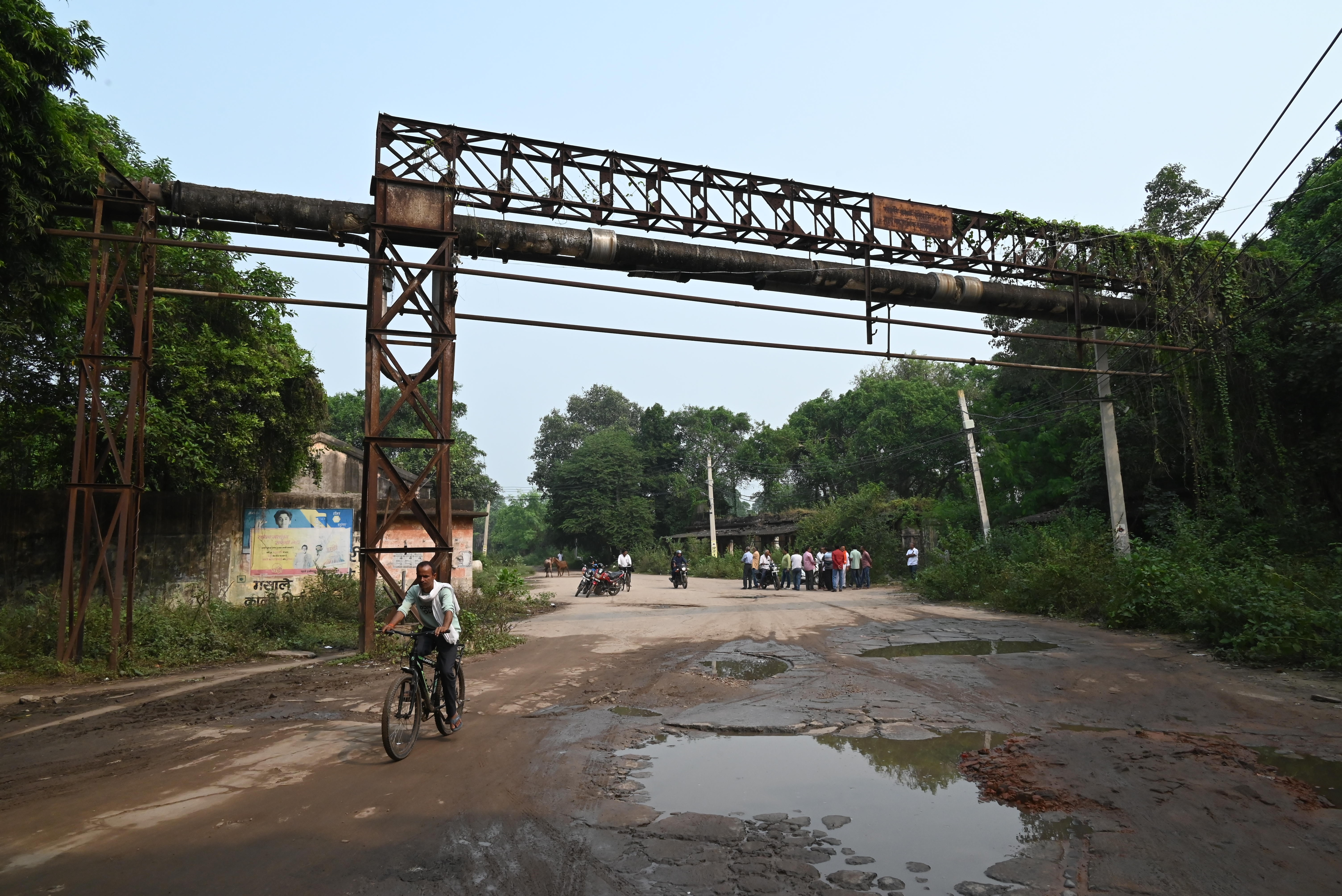 Bihar Assembly elections, Dalmianagar history, bihar Special Economic Zone, Special Economic Zone, Dalmianagar, Reliance Industries Ltd, Narendra Modi, Dalmianagar factory complex, Bihar’s Rust Belt, Indian express news, current affairs