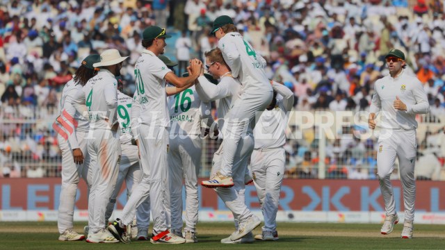 South Africa defeated India by 30 runs in Kolkata Test. (Express Photo by Partha Paul)
