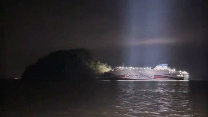 South Korea Ship Stranded