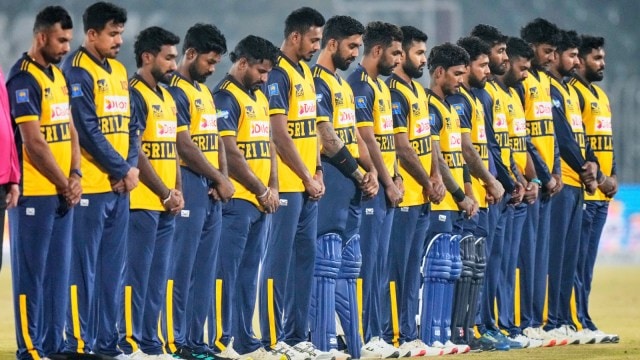 Sri Lanka players ahead of the T20I Tri-Series final against Pakistan in Rawalpindi. (PHOTO: AP)