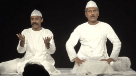 The performance also foregrounds a powerful woman’s perspective, making the century-old story sharply relevant today.