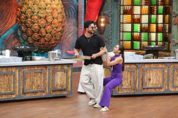 Tejasswi Prakash with Aly Goni on Laughter Chefs 3 set