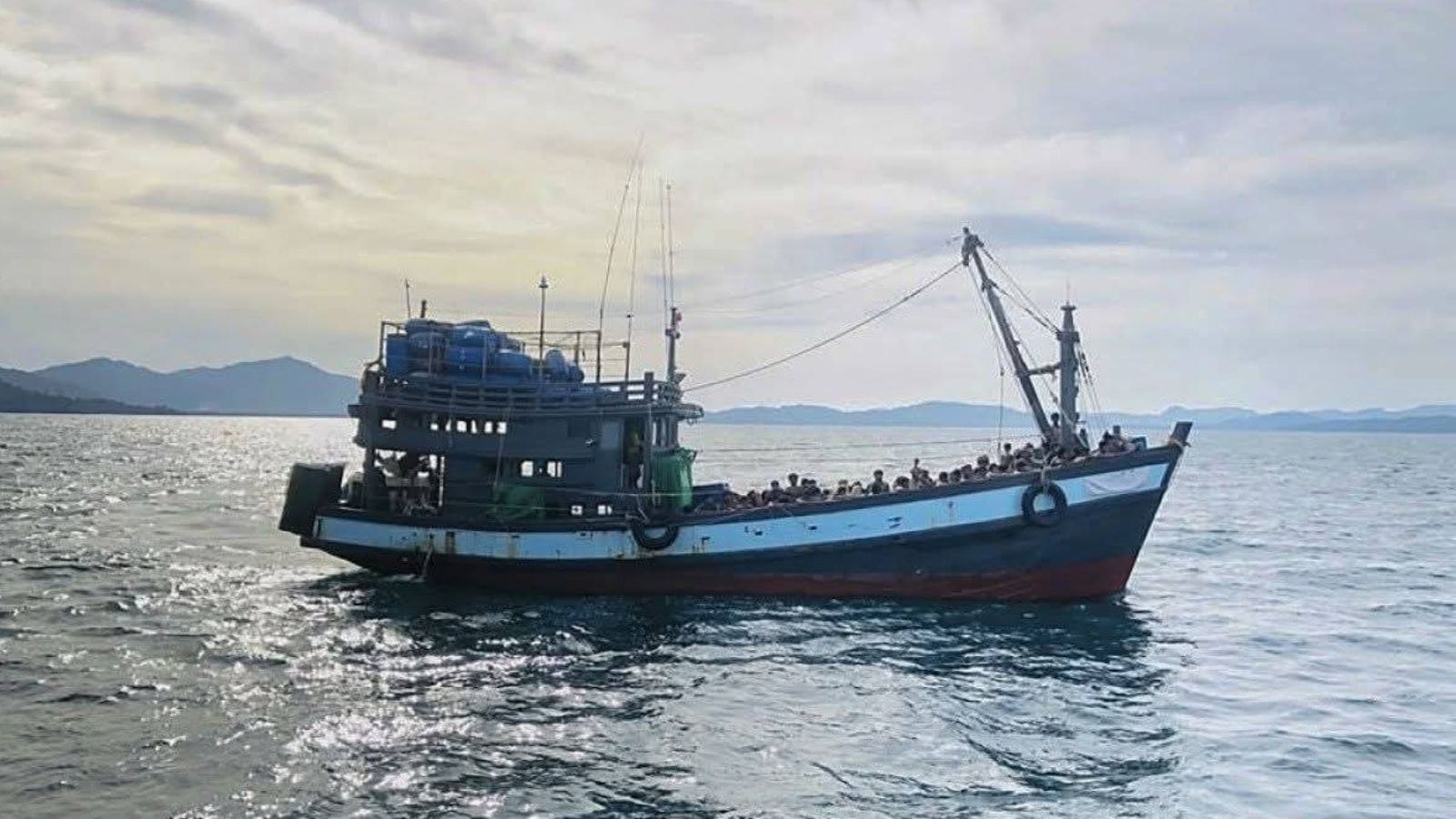 At least eleven dead, 13 rescued after Rohingya migrant boat sinks off Malaysia