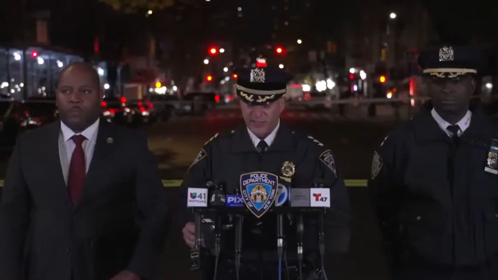 Man killed by NYPD after pointing gun at officers and threatening hospital | World news