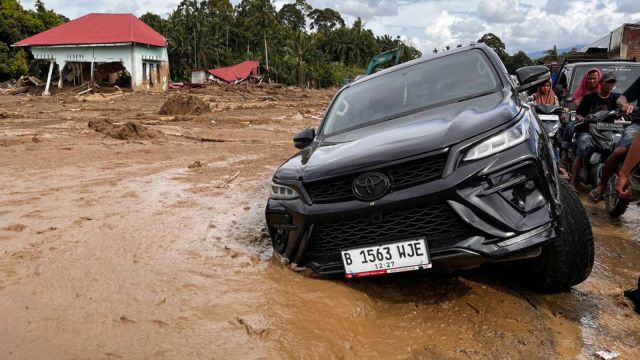 Indonesia Extreme Weather Landslides