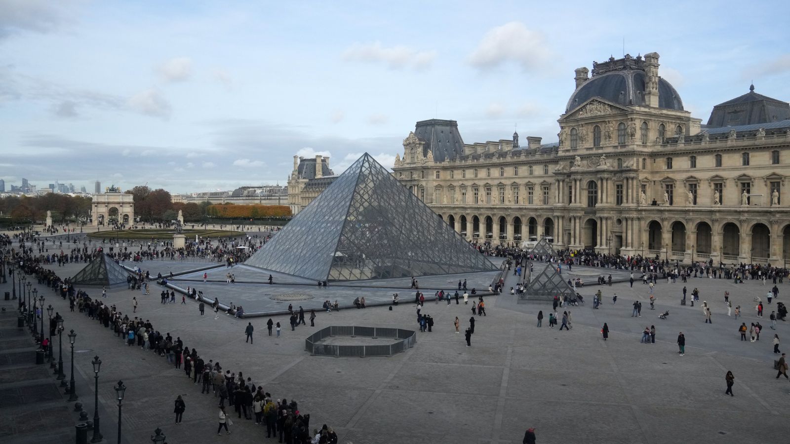Two new suspects handed preliminary charges in Louvre jewels heist case, Paris prosecutor says Two new suspects handed preliminary charges in Louvre jewels heist case, Paris prosecutor says
