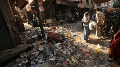 Mayor directed officials to ensure timely supply of essential items and improve working conditions for sanitation workers.