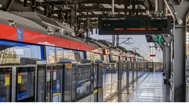 Maharashtra plans the ₹23,000 crore Metro Line 8, a 35-km corridor that will link Mumbai's CSMIA and the new Navi Mumbai International Airport. (File)