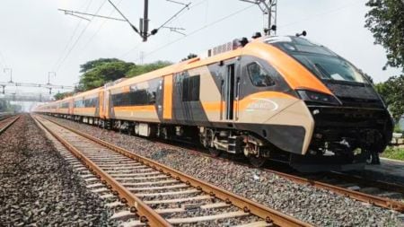 During the trials, the Vande Bharat Sleeper achieved a top speed of 180 kmph.