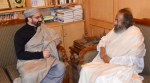 Sri Sri Ravi Shankar Mirwaiz meet, Sri Sri Ravi Shankar Mirwaiz meet in Srinagar, Srinagar, Mirwaiz Umar Farooq, Indian express news, current affairs
