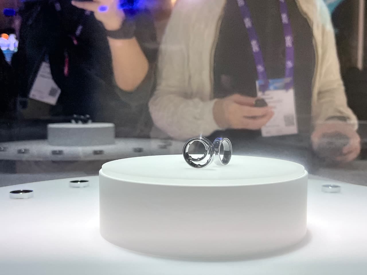 Oura ring