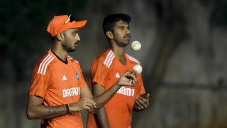 ‘Why is he batting below Axar Patel?’: Jason Gillespie questions left-hander’s position in India T20I XI