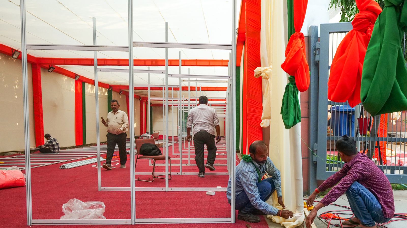 Bihar Elections 2025 Live Updates: BJP’s Alinagar candidate Maithili Thakur sings ‘badhai geet’ as early trends show NDA leading