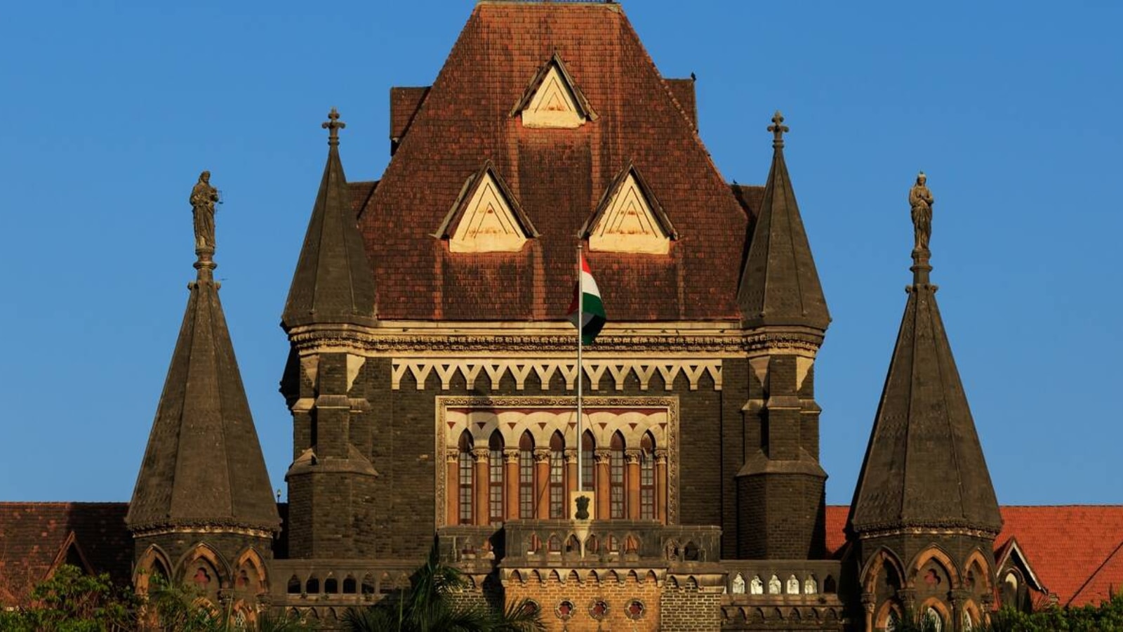 Bombay High Court restrains New Indian Express