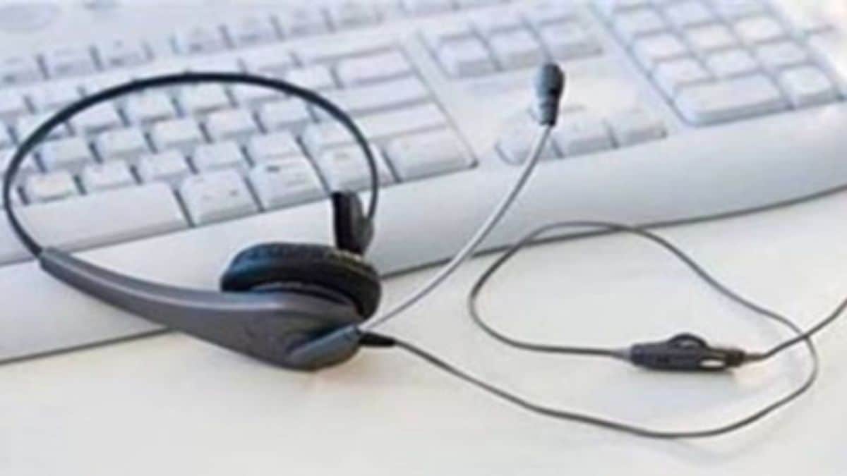 Two 'call centres' cheating American citizens busted at Hinjewadi; 23 booked