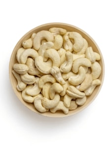 What happens if you eat cashew nuts every day for a month?