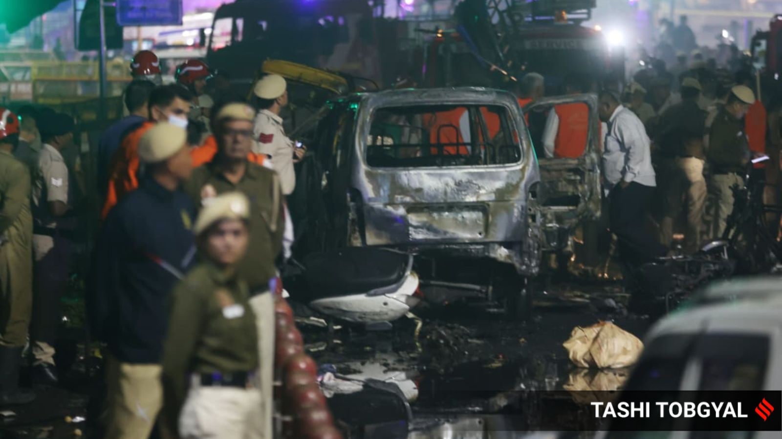 Delhi Red Fort Blast: Eyewitnesses recall seeing body parts fly out from car, people running