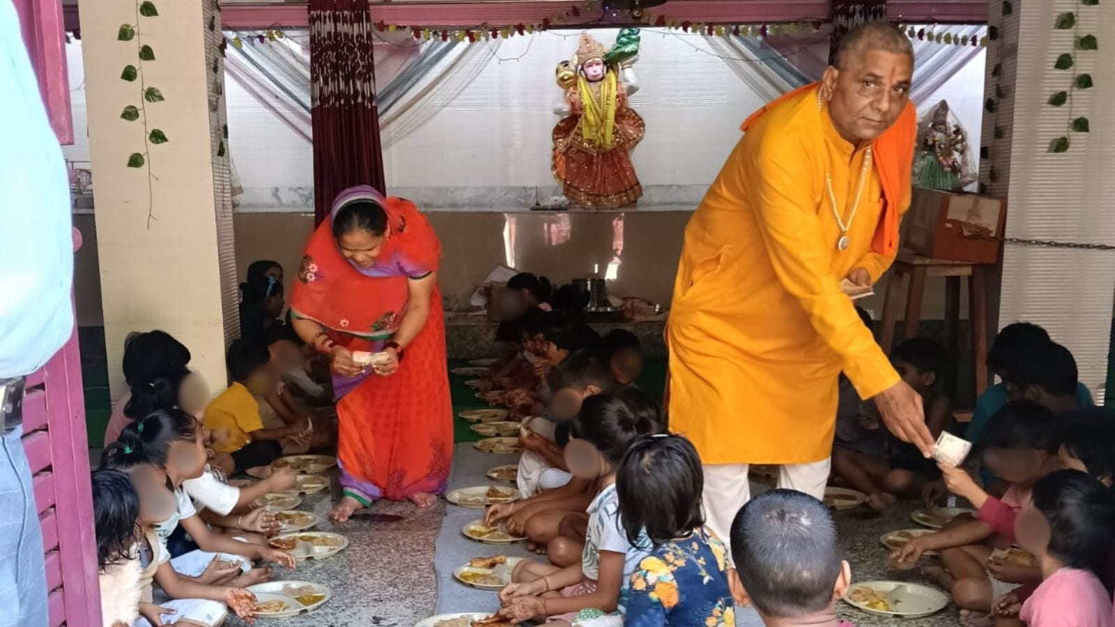 A couple is seen organising a bhandara in compliance with court directions for Diwali and Navratri 2025. Express photo