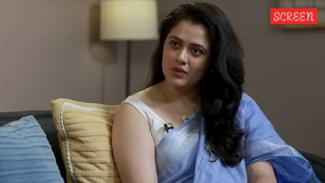 Girija Oak Godbole, the 'blue saree girl', addressed AI-morphed images of her going viral