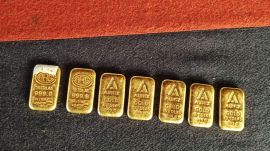 Gold smuggling, India-Bangladesh border, BSF seizure, bicycle tyre, gold biscuits, Malda district,