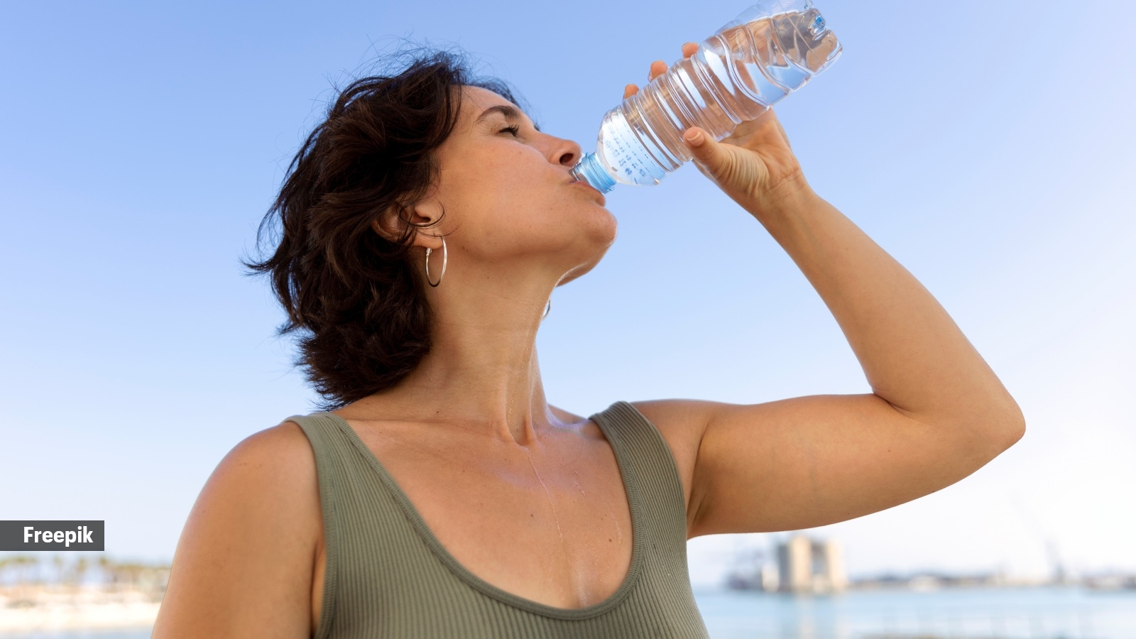 Here’s how long it takes for water to fully hydrate the body after you drink it: ‘Chugging a lot in one go can…’