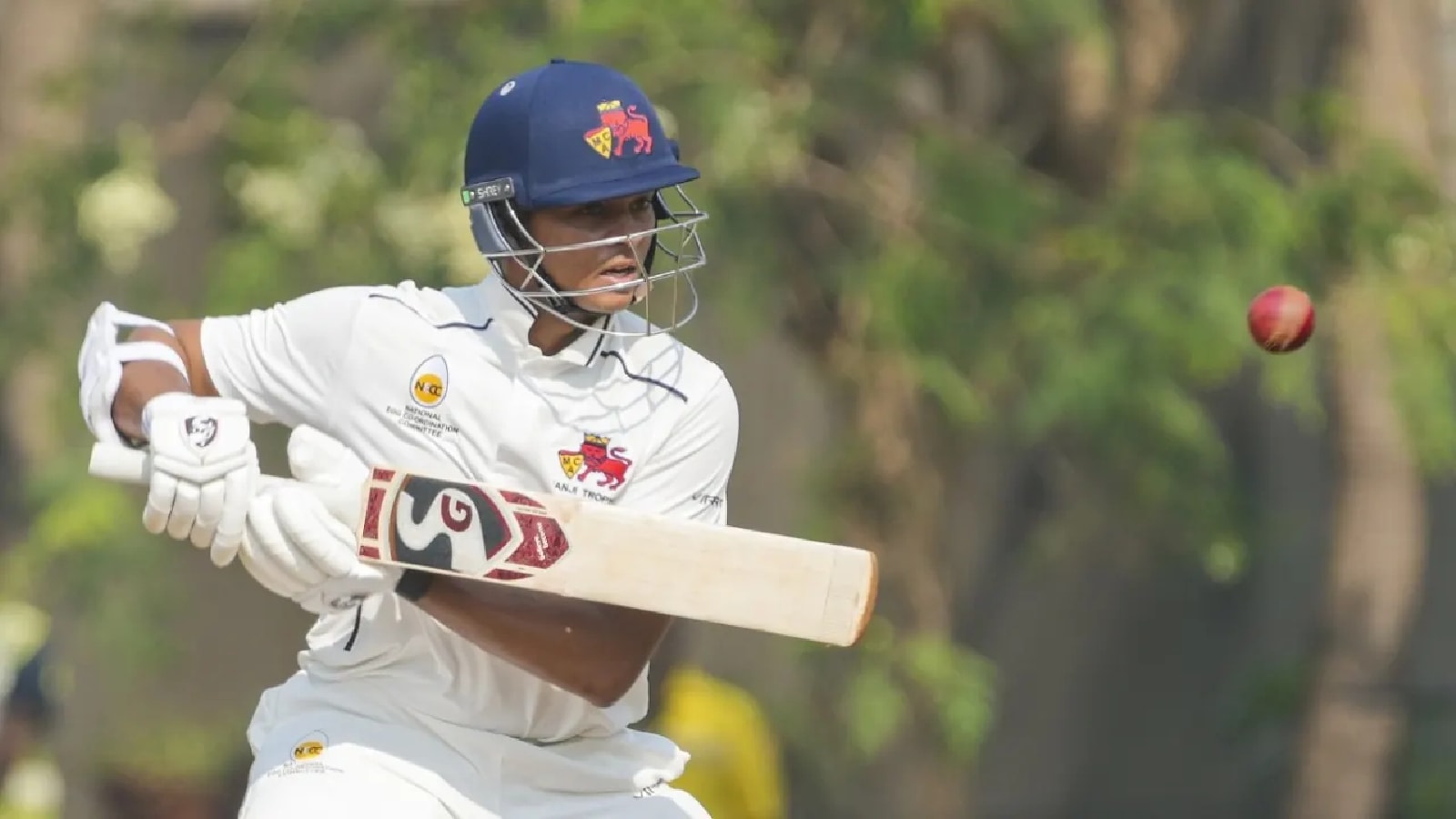 Yashasvi Jaiswal completes 1000 Ranji Trophy runs with 5th century for Mumbai on IPL home ground