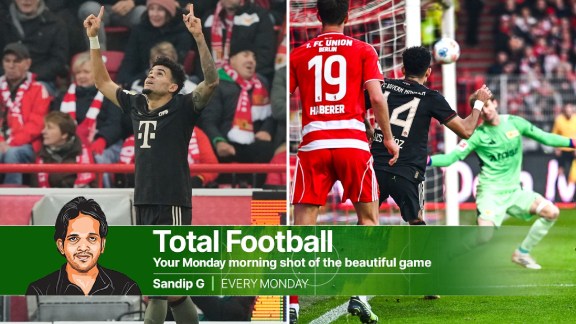 When Luis Diaz shot, his left shoulder and half his body was well behind the upright at the near post. (AP/X)