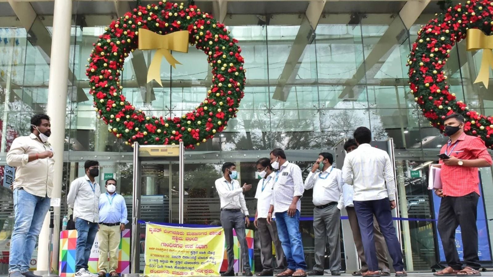 Bengaluru’s Mantri Mall shut again over unpaid property tax dues, reopens after court’s intervention