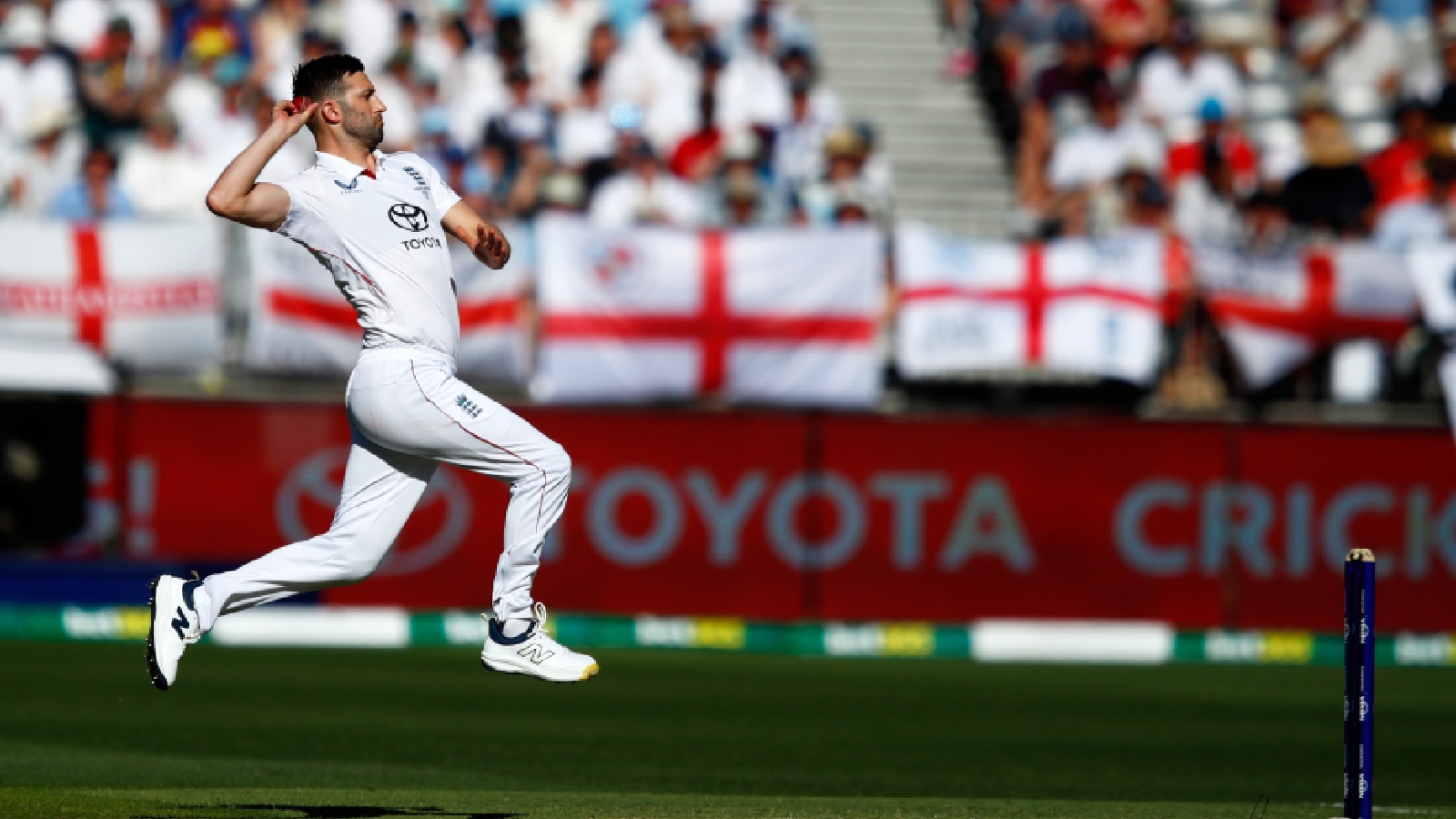 England's Mark Wood bowls a delivery during the first Ashes cricket test match between Australia and England in Perth, Friday, Nov. 21, 2025.(AP Photo)