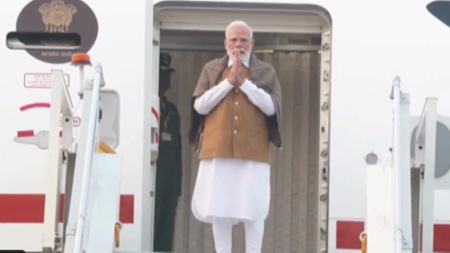 pm modi on his way to south africa