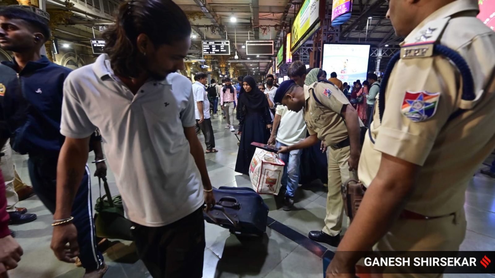 Security personnel patrol the CSMT station as Mumbai has been put on high alert after the Delhi blast, in Mumbai on 10 November 2025. Express photo by Ganesh Shirsekar