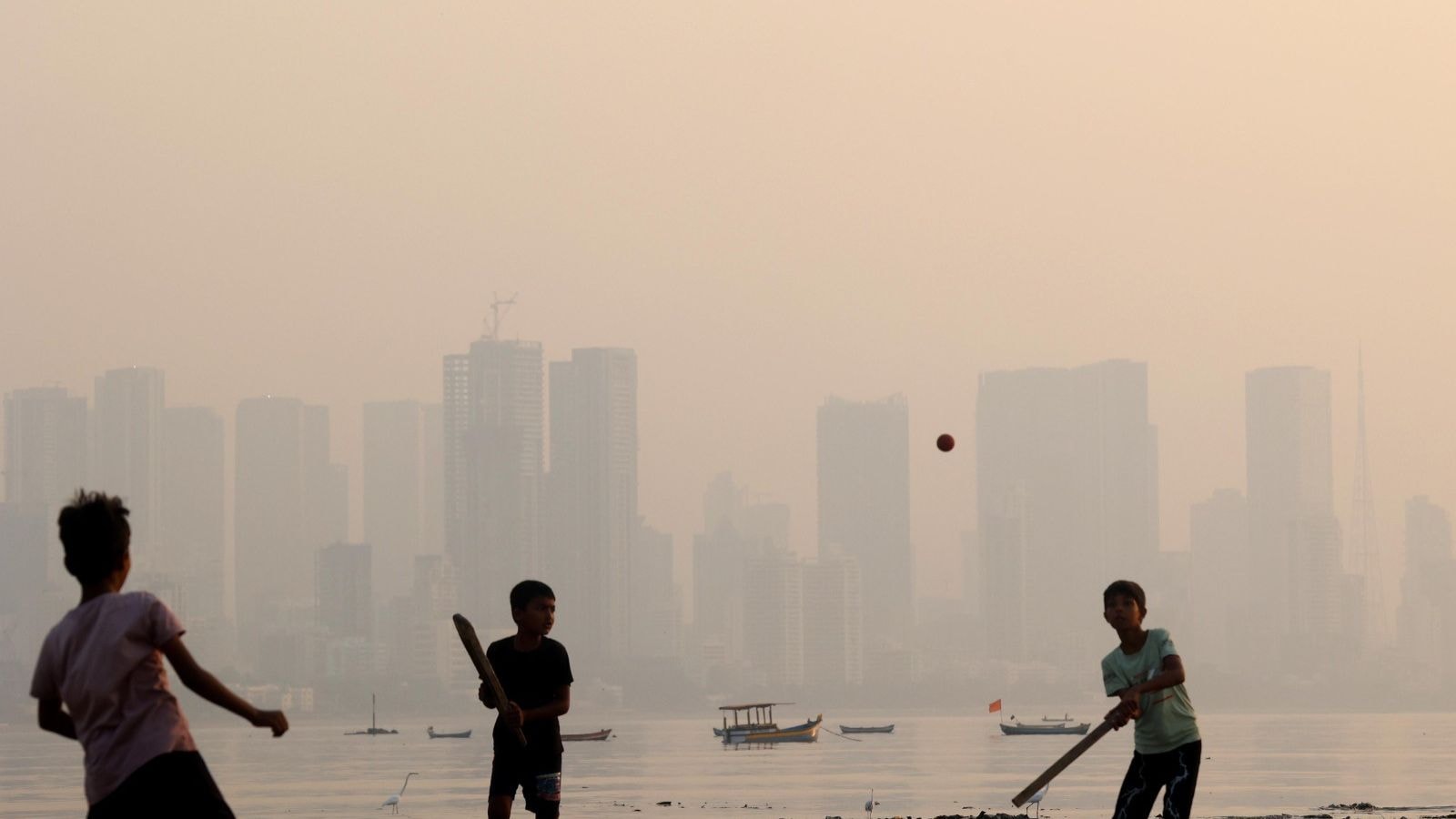 Not yet winter, but temperature continues to drop in Mumbai; IMD explains reasons