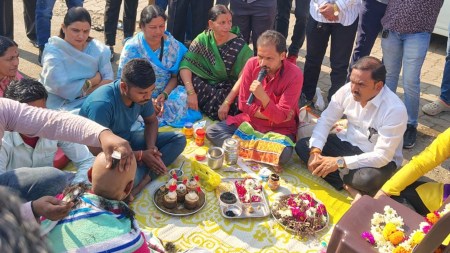 navale bridge protest