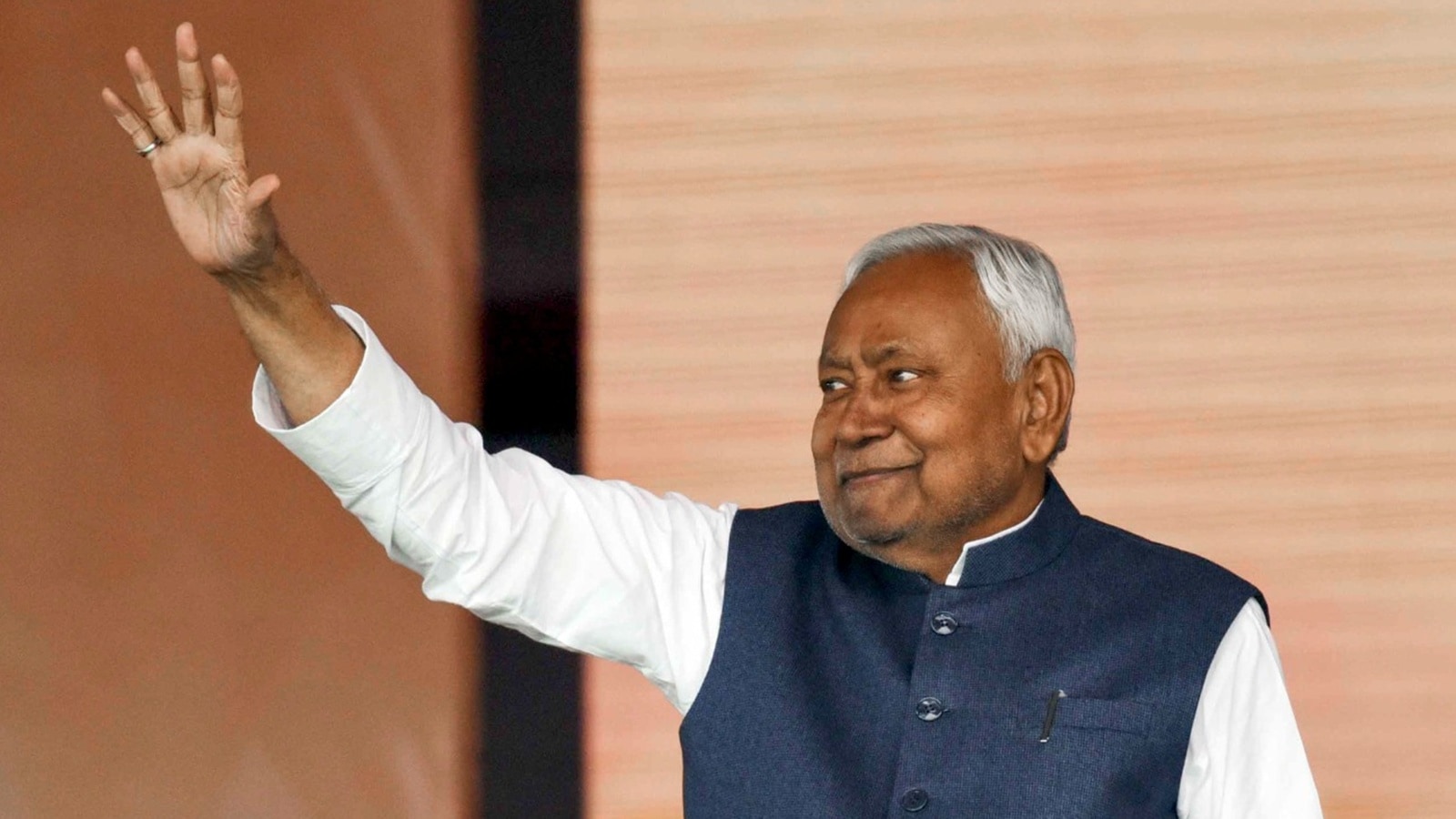 Bihar Cabinet Ministers Education 2025: CM Nitish Kumar —NIT Patna graduate