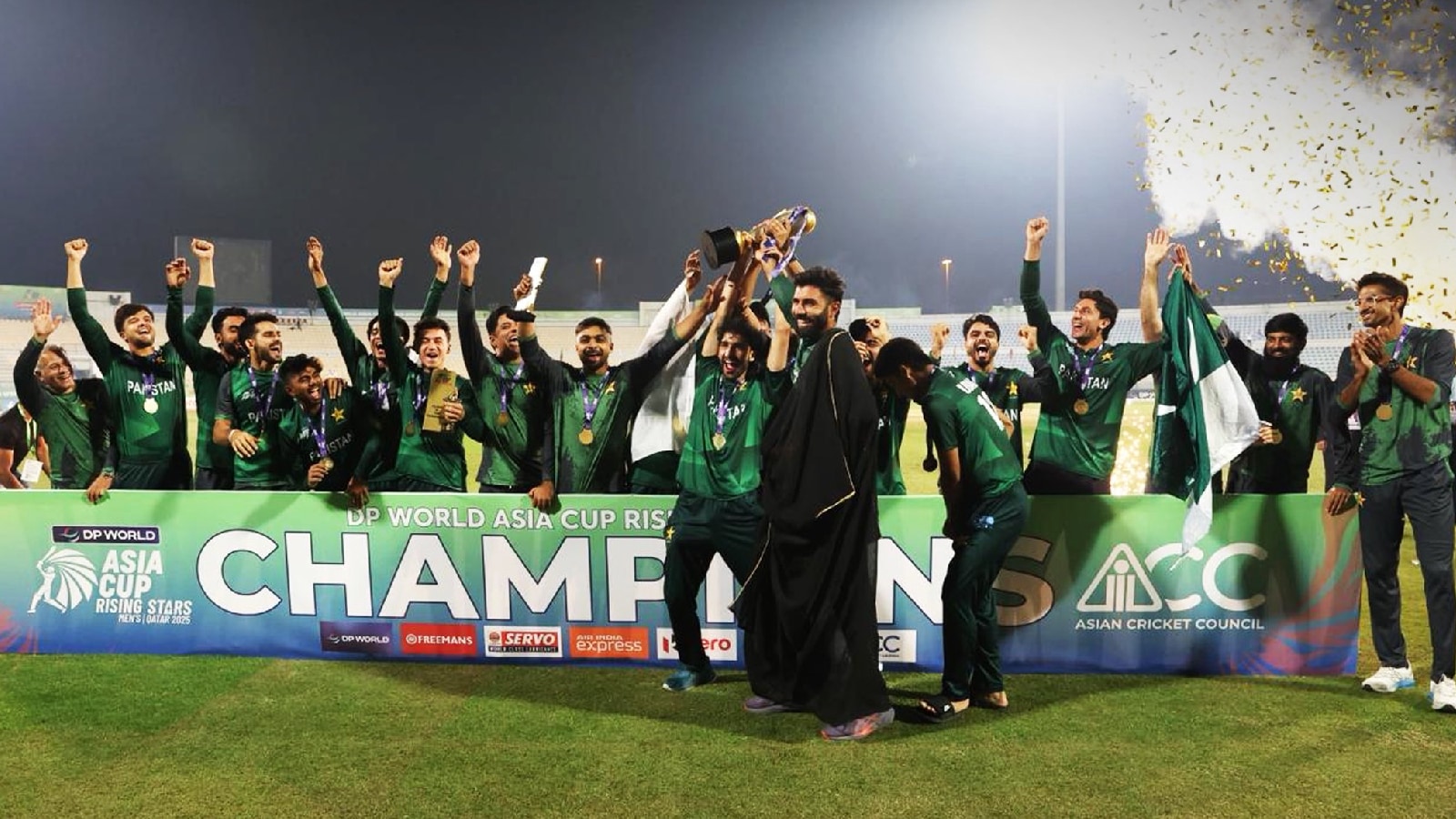 Players of the Pakistan Shaheens team celebrate their victory in the Rising Stars Asia Cup 2025 final over Bangladesh A. (PHOTO: ACC Media via X)