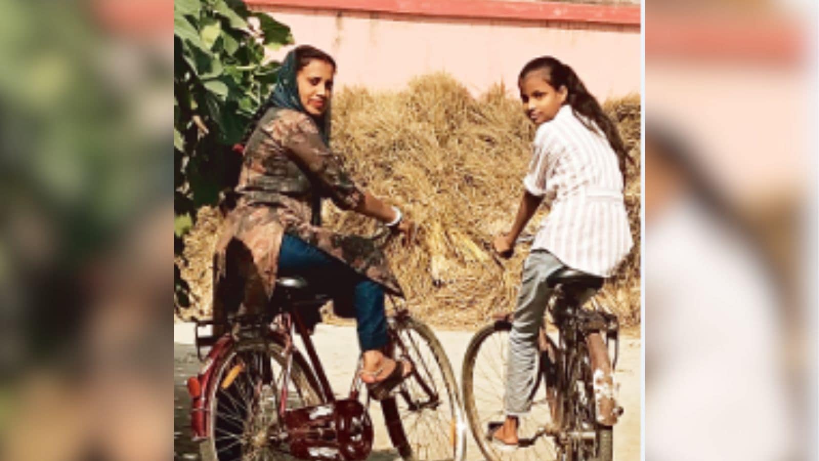 Rinku Sahu and her daughter Sonam at their home in Nirpur village, Vaishali. Express