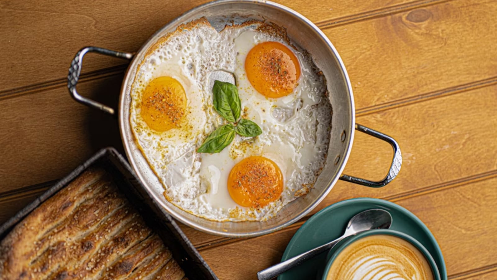 6 hacks to overcome early morning fatigue