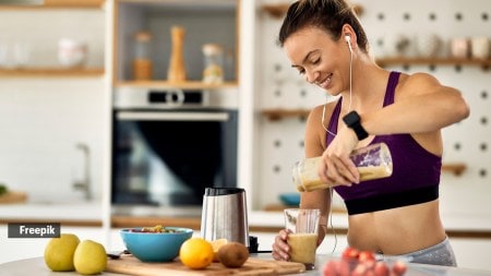 how soon should you have protein after a workout?