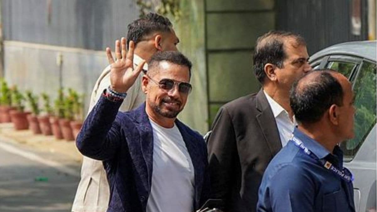 ED names Robert Vadra as accused in case against UK-based arms consultant