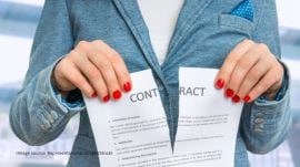 Woman rejects job for toxic manager workplace culture