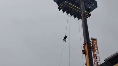 sky-dining restaurant, Idukki district, Kerala, crane malfunction, tourists stranded, rescue operation,