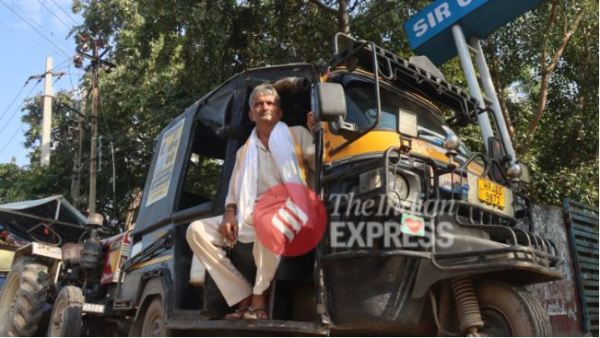 Srikrishna, father of Minakshi Hooda