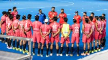 India's junior hockey team coach PR Sreejesh talks to the team ahead of their opening match of the FIH Junior Men's World Cup against Chile, at Mayor Radhakrishnan Hockey Stadium, in Chennai, Tamil Nadu. (Photo: Hockey India)