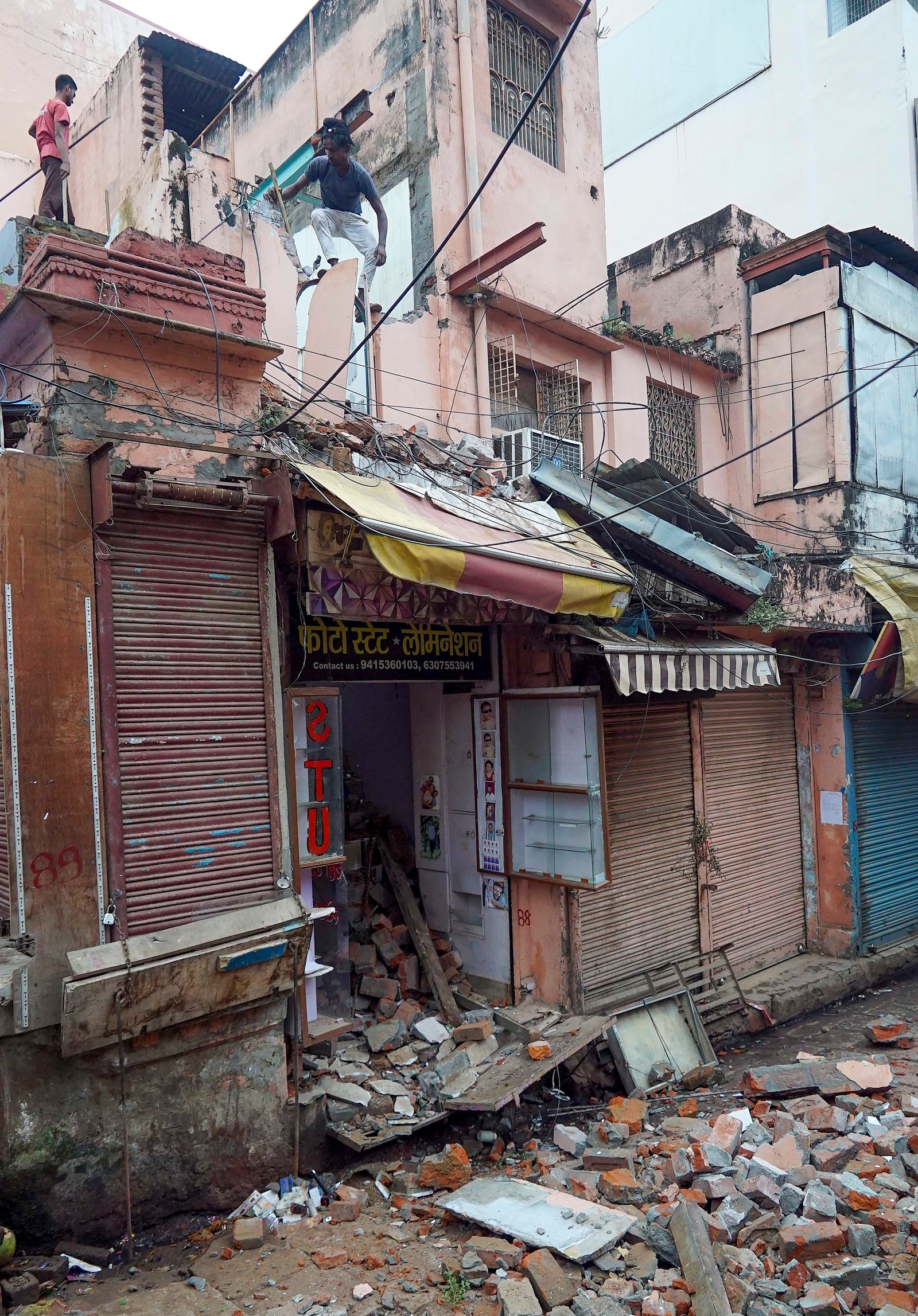 Road widening work begins in Varanasi